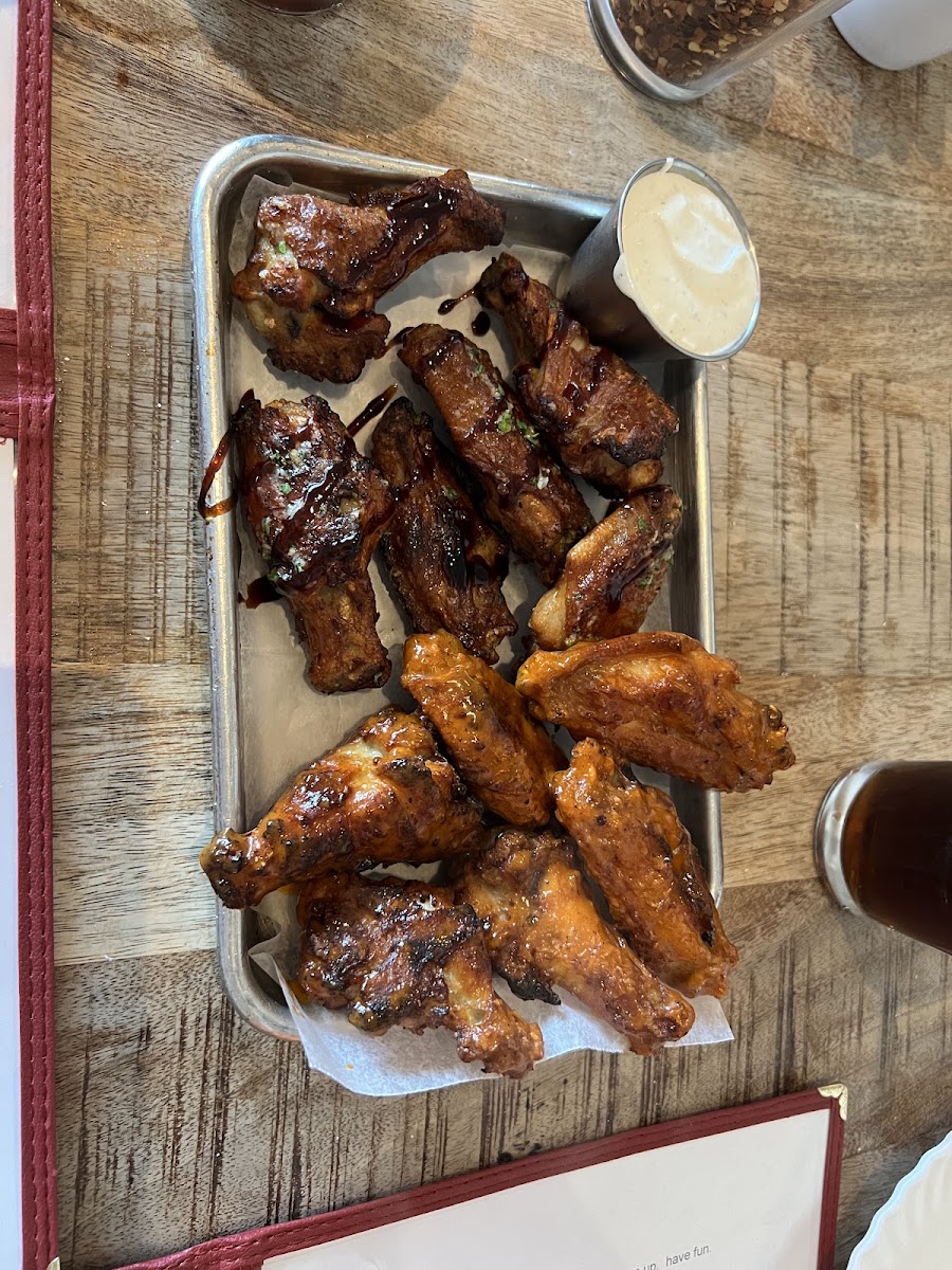 Bobby's Hot & Cheesy-5